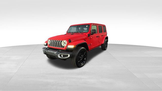 Used 2025 Jeep Wrangler Unlimited Sahara w/ Safety Group AWD/4WD image 2