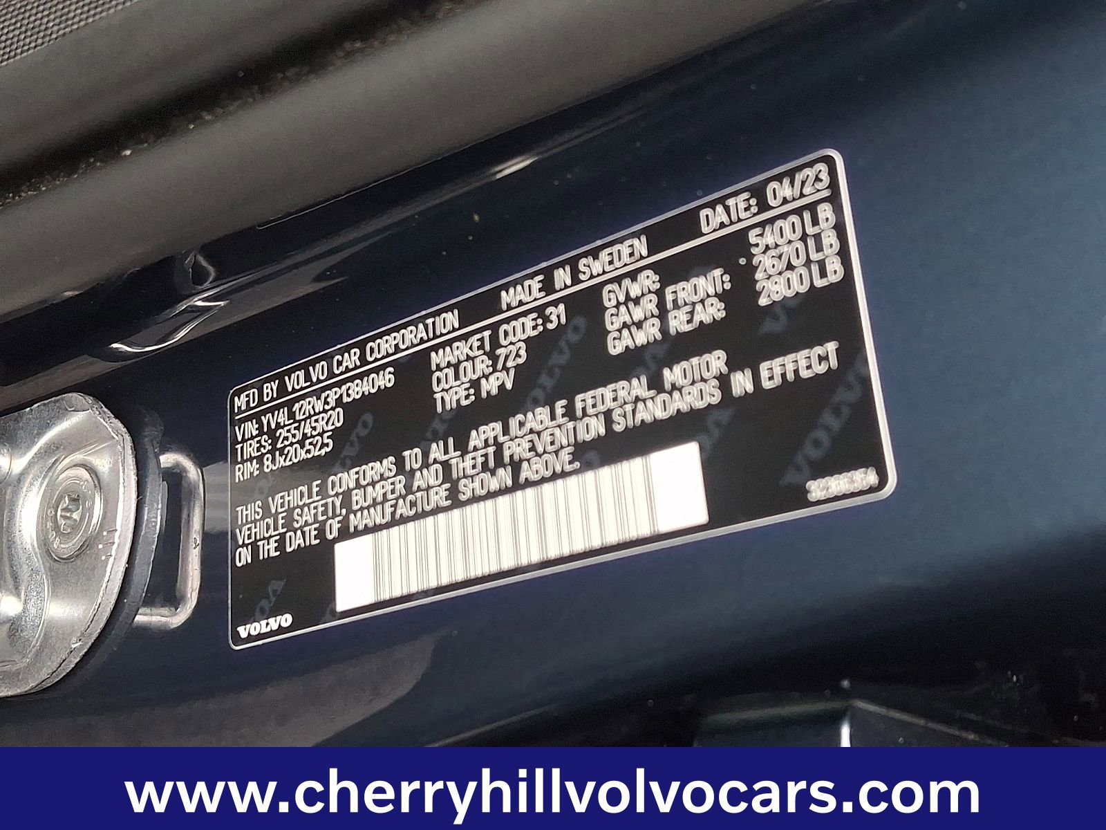 Certified 2023 Volvo XC60 B5 Plus w/ Climate Package image 28