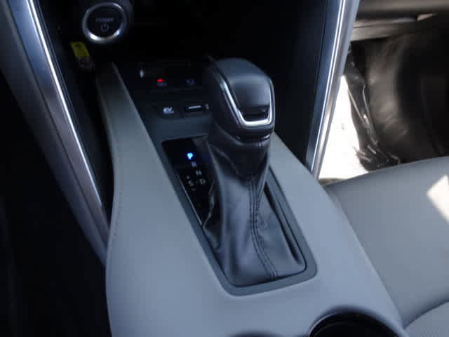 Certified 2023 Toyota Venza LE AWD/4WD image 33