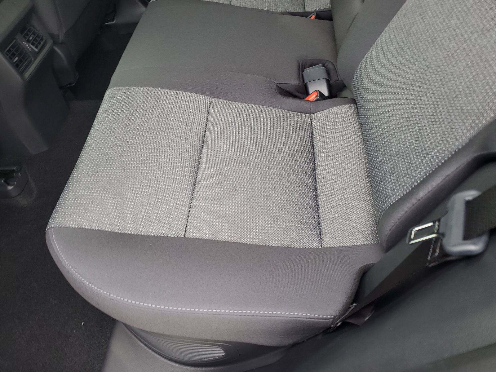 New 2026 Toyota RAV4 LE AWD/4WD image 15
