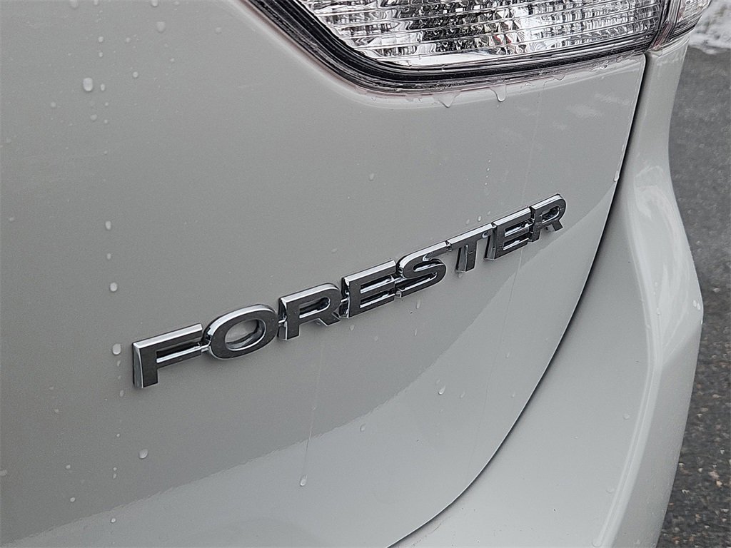 Used 2023 Subaru Forester Premium image 12