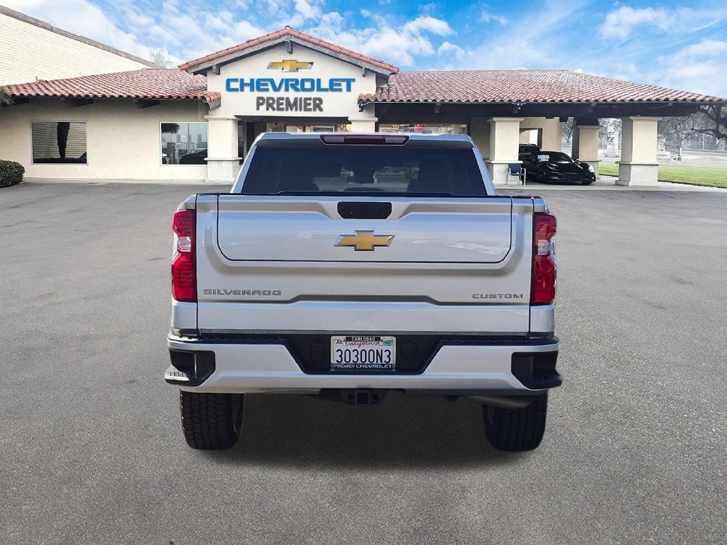 Used 2022 Chevrolet Silverado 1500 Custom AWD/4WD image 7