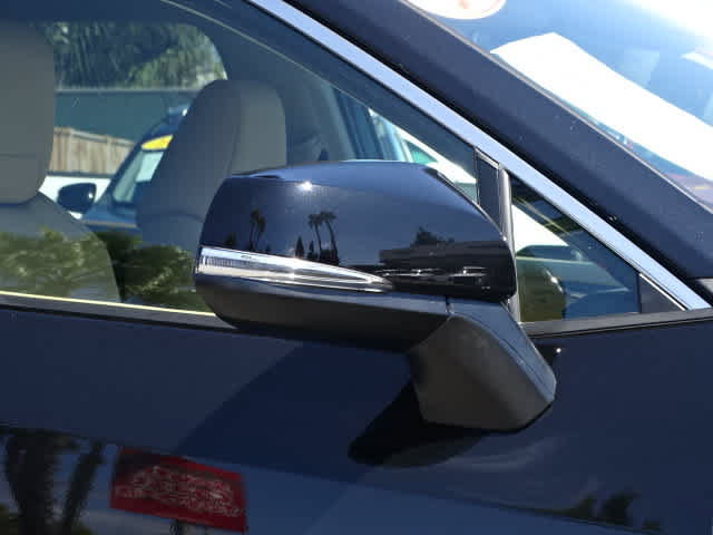 Certified 2025 Toyota RAV4 LE AWD/4WD image 7