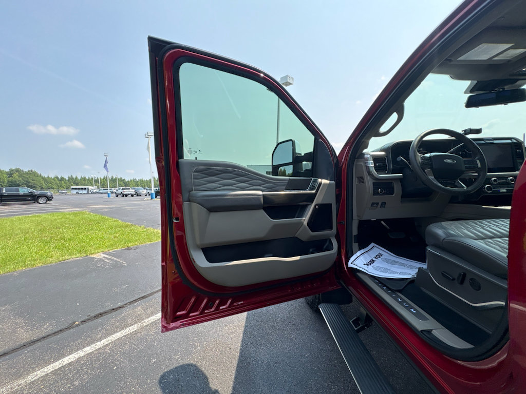 Used 2025 Ford F350 Platinum w/ Platinum Plus Package AWD/4WD image 11