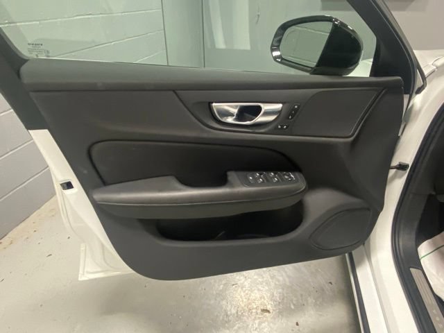 Used 2025 Volvo S60 B5 Core AWD/4WD image 7