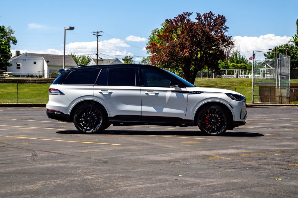 Used 2025 Lincoln Aviator Reserve w/ Equipment Group 201A AWD/4WD image 6