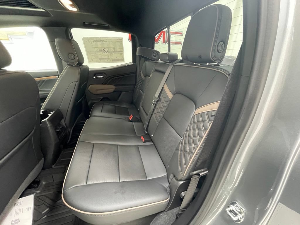 New 2026 GMC Canyon Denali AWD/4WD image 12