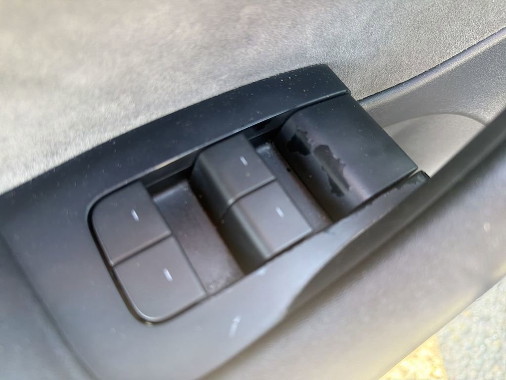 Used 2023 Tesla Model 3 Standard Range RWD image 15