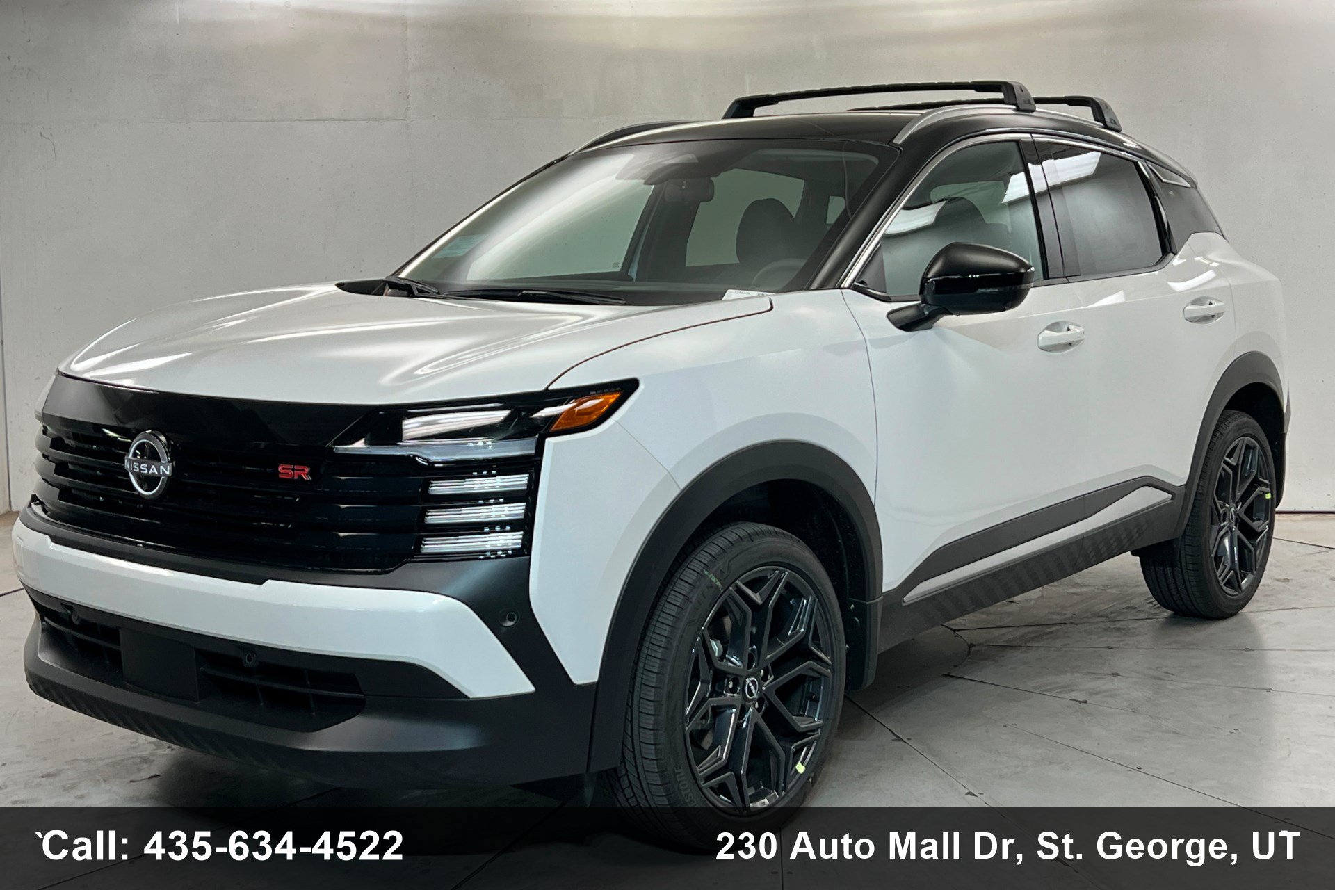 New 2026 Nissan Kicks SR w/ Cold Weather Package