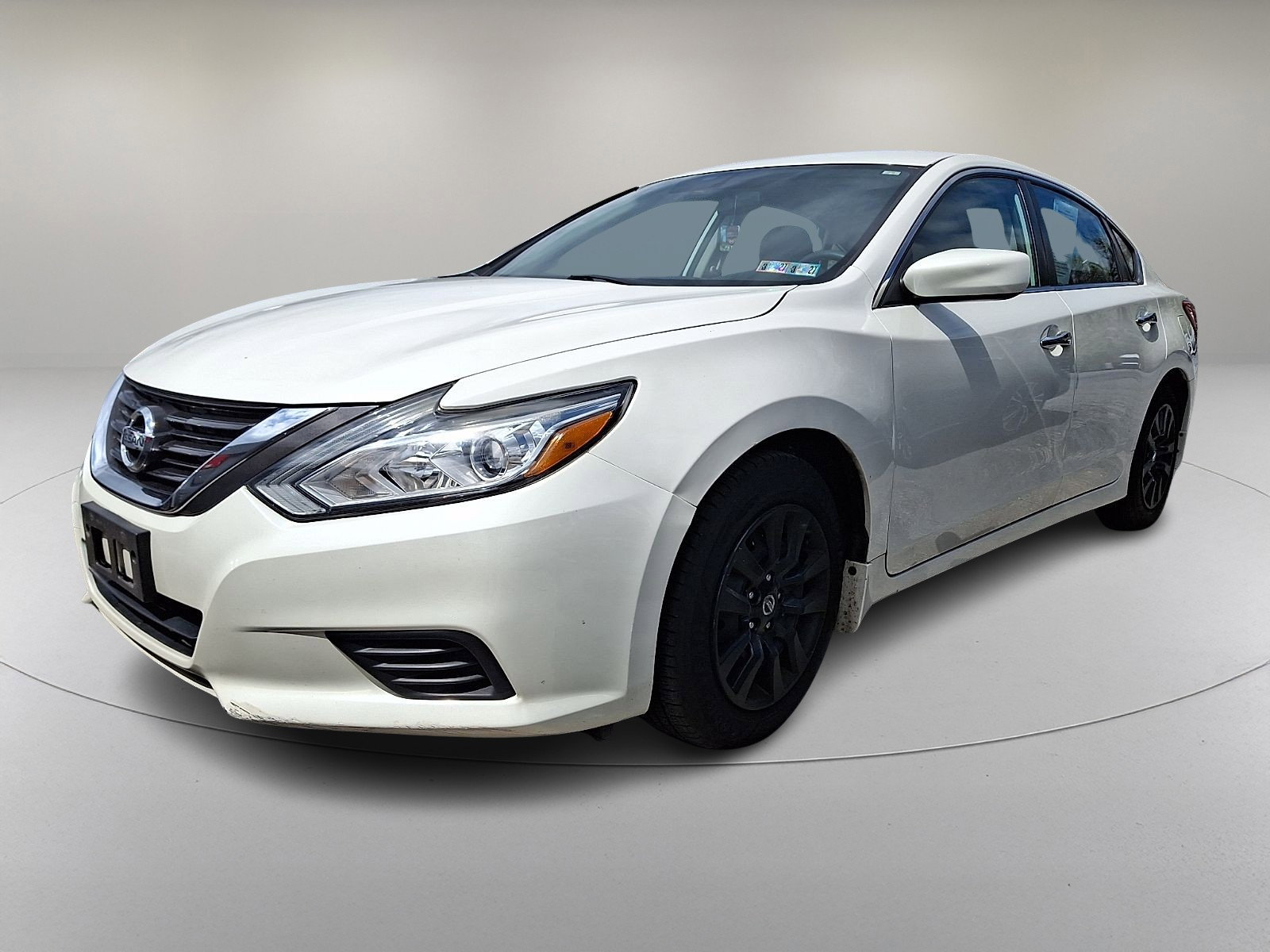 Used 2017 Nissan Altima 2.5 S w/ Power Driver Seat Package image 4