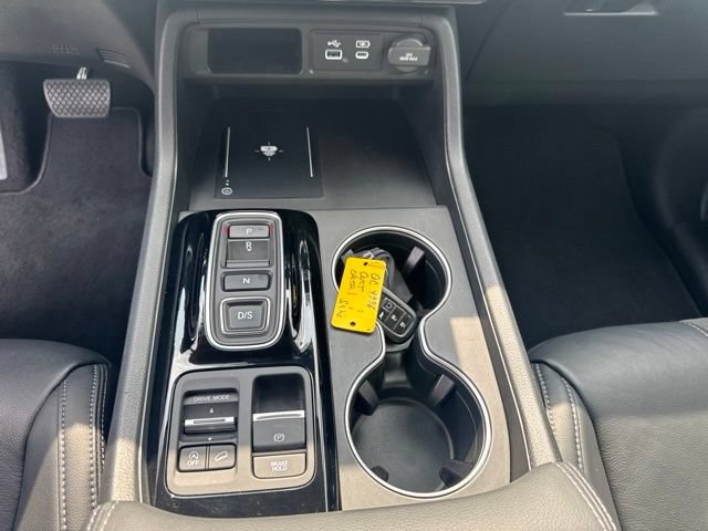 Certified 2023 Honda Pilot Touring image 19