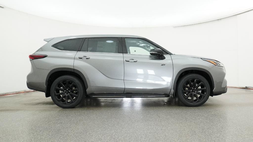 New 2026 Toyota Highlander Limited AWD/4WD image 30