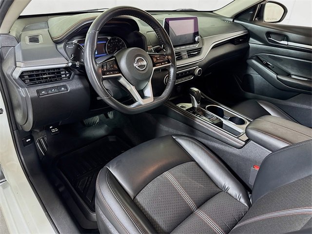 Used 2024 Nissan Altima 2.5 SR image 7