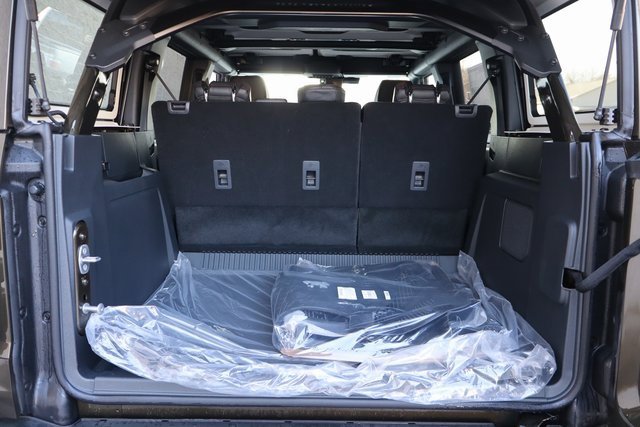 New 2026 Ford Bronco Raptor w/ Interior Carbon Fiber Pack image 35