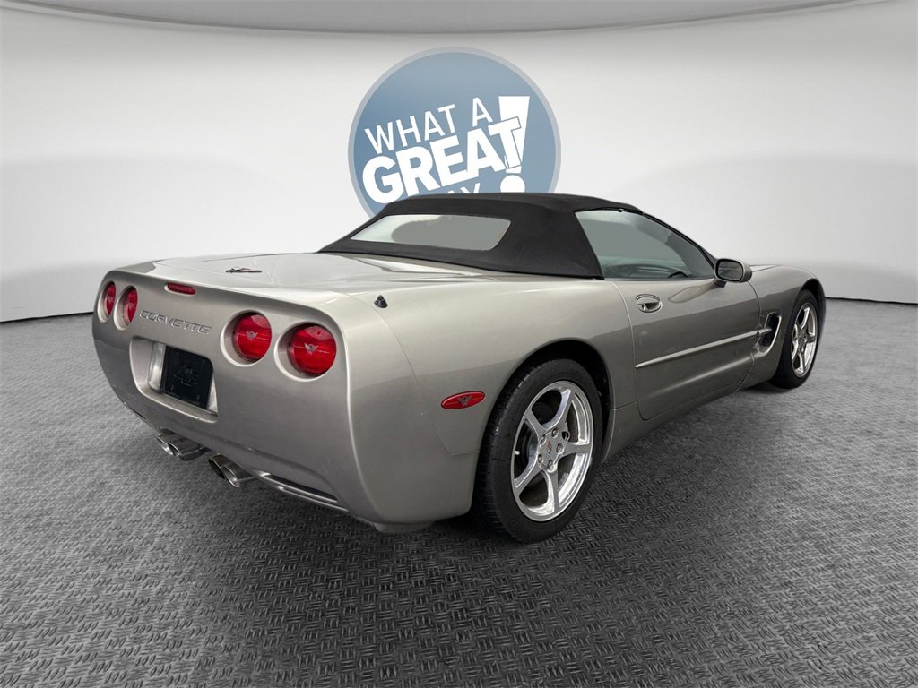 Used 1998 Chevrolet Corvette Convertible w/ Memory Pkg image 3