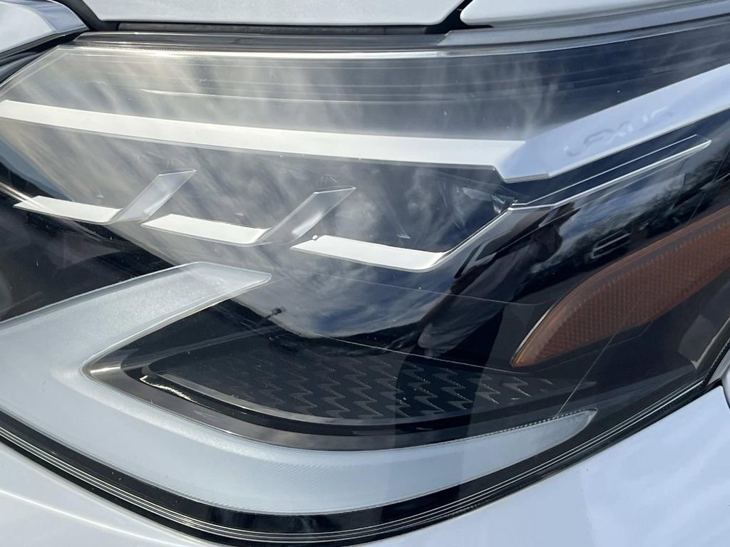 Used 2021 Lexus GX 460 Luxury w/ Sport Design Package image 9