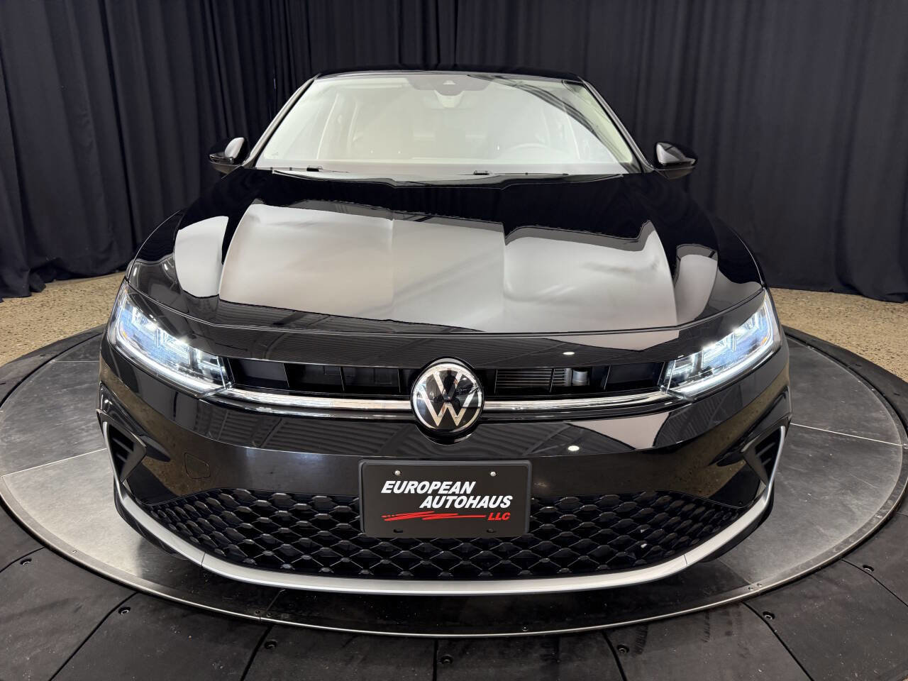 Used 2025 Volkswagen Jetta S image 3