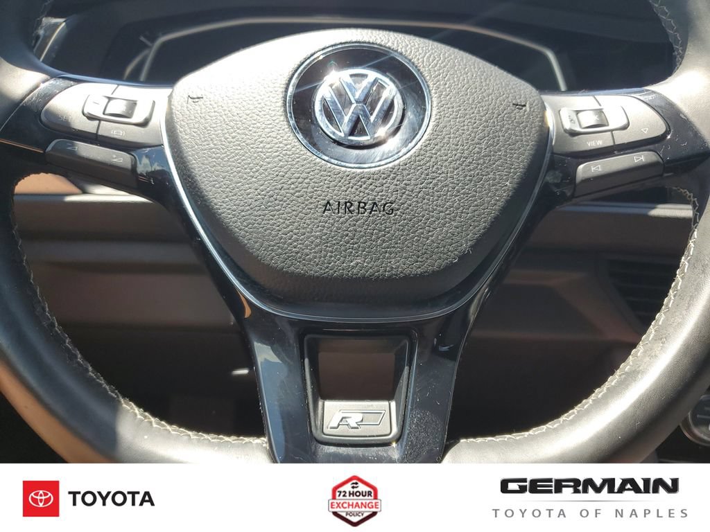 Used 2020 Volkswagen Jetta R-Line w/ R-Line Cold Weather Package FWD image 25