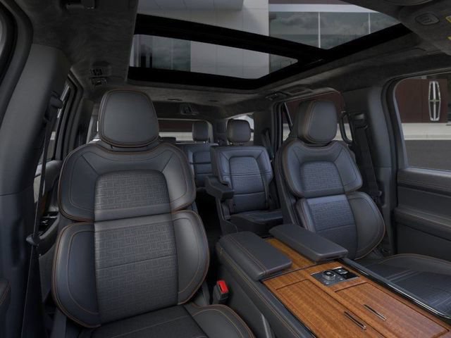New 2024 Lincoln Navigator Black Label AWD/4WD image 11