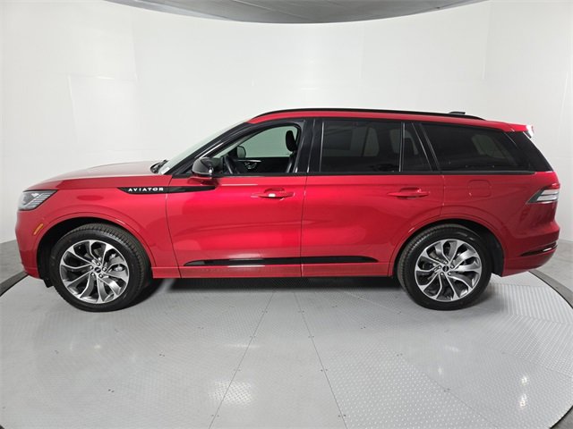 New 2025 Lincoln Aviator AWD w/ Jet Appearance Package image 8