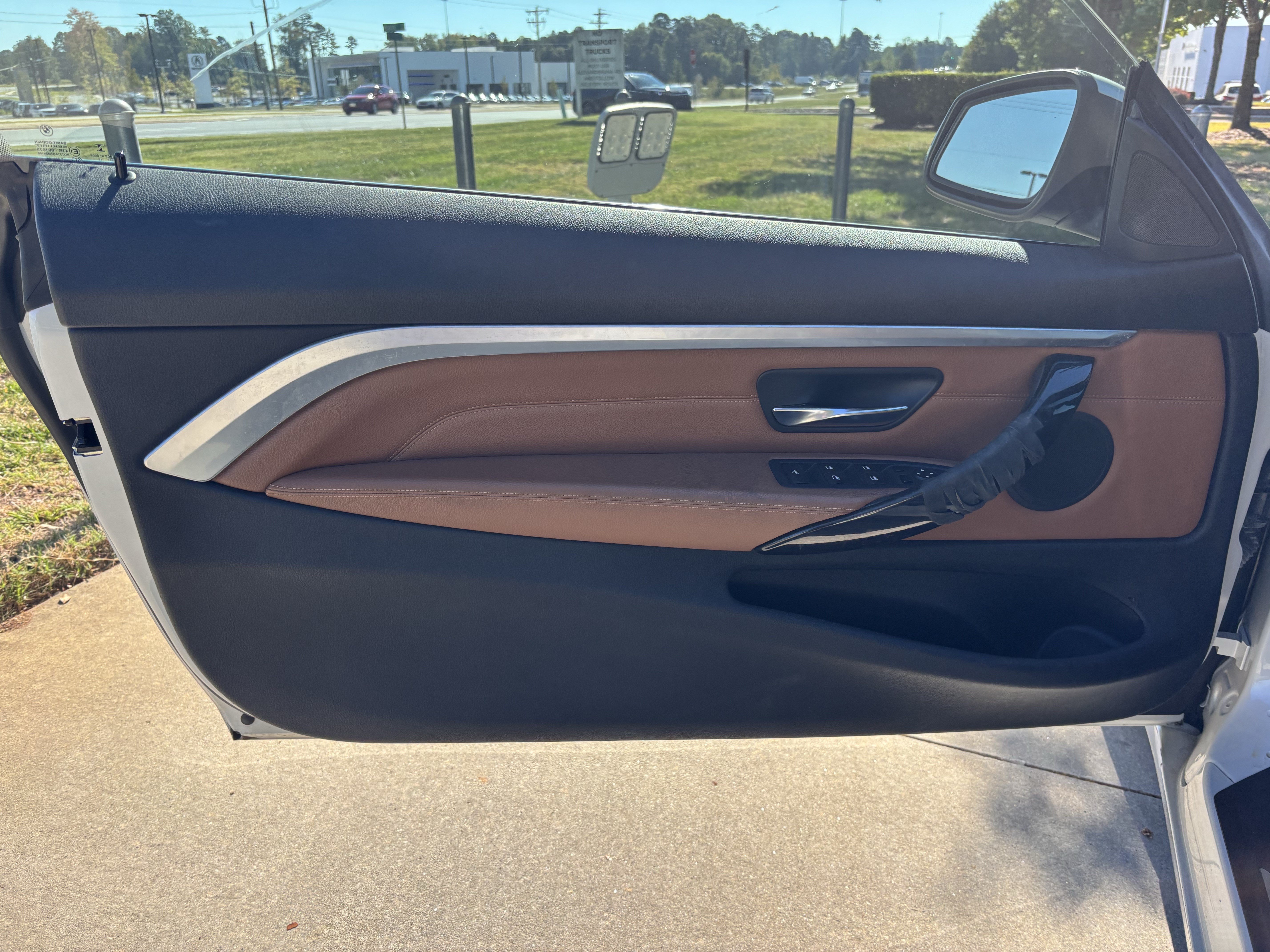 Used 2015 BMW 435i Convertible RWD image 15