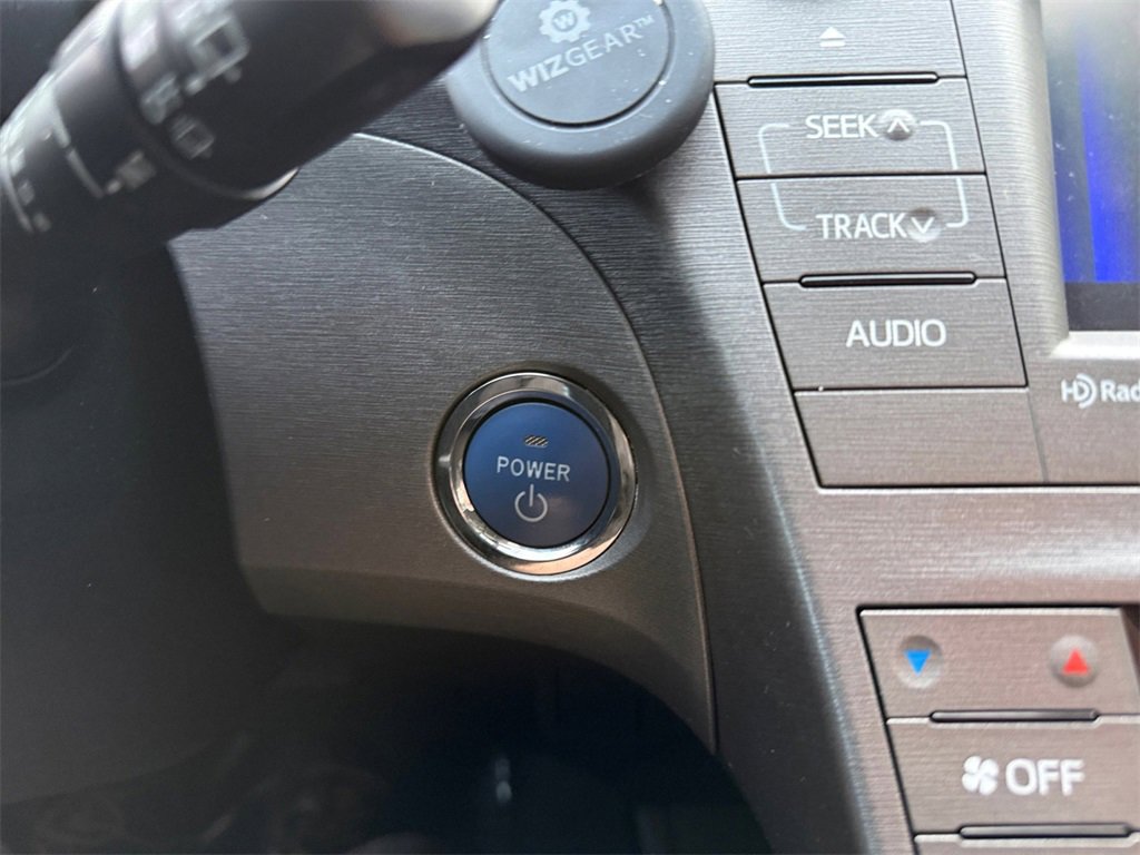 Used 2014 Toyota Prius Four image 29