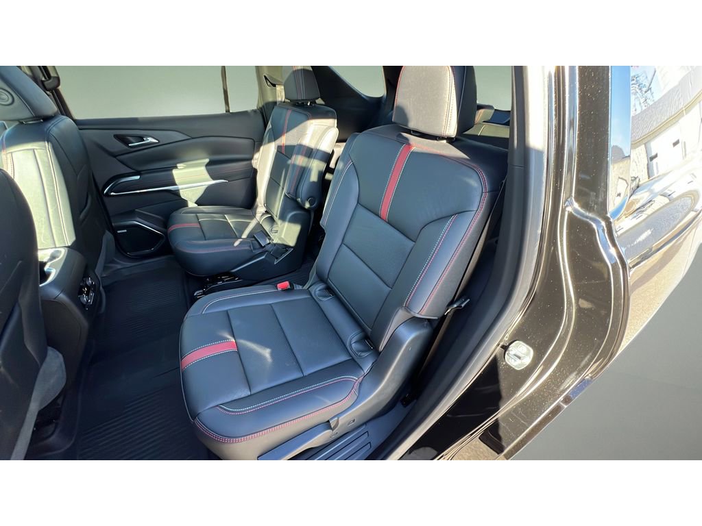 Certified 2024 Chevrolet Traverse RS w/ LPO, Floor Liner Package image 28