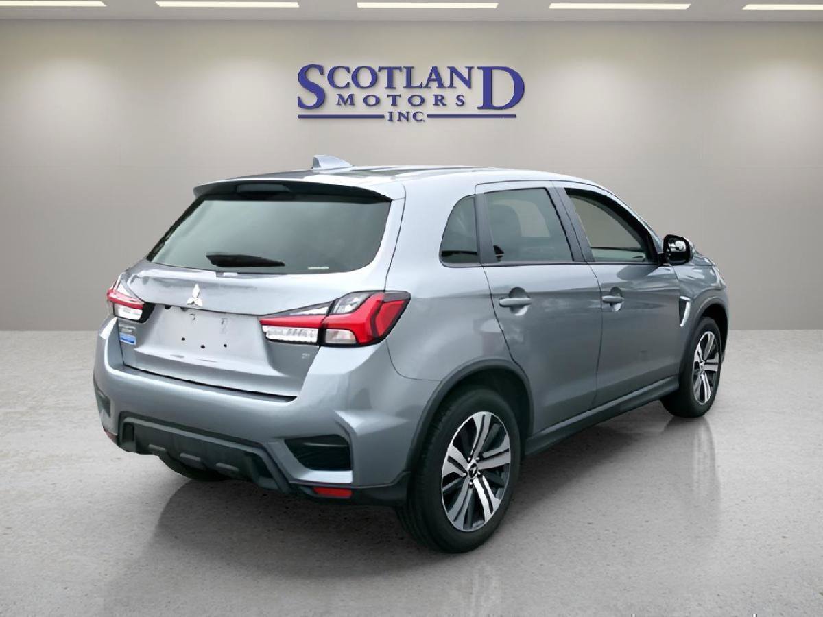 Used 2025 Mitsubishi Outlander Sport ES AWD/4WD image 6