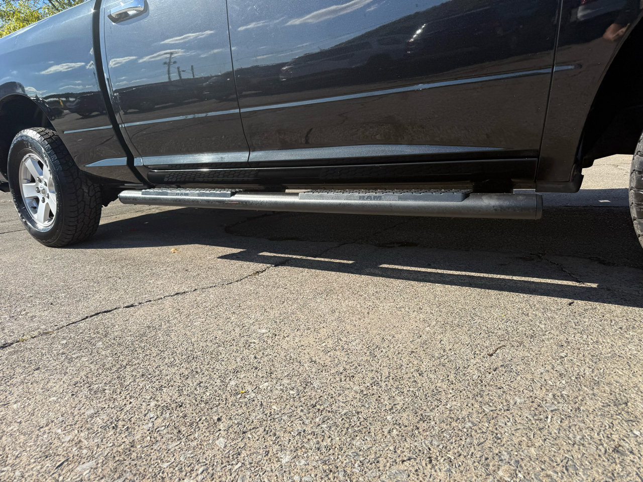 Used 2009 Dodge Ram 1500 Truck SLT image 21