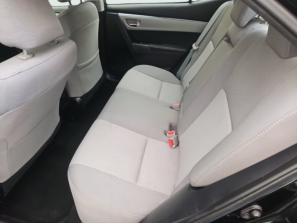 Used 2015 Toyota Corolla LE FWD image 25