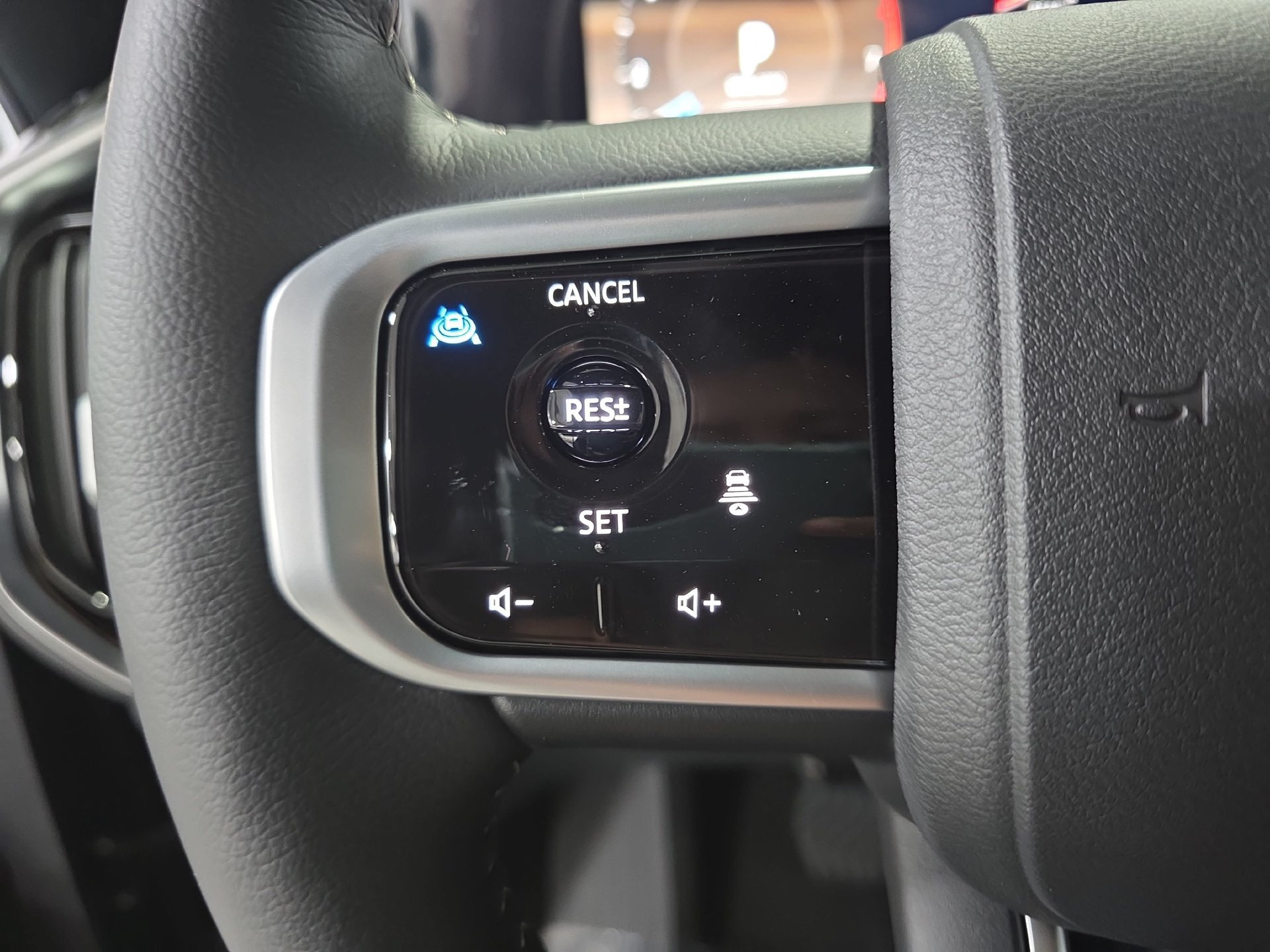 New 2026 Nissan Armada SL w/ Captain's Chari Seat Package AWD/4WD image 17