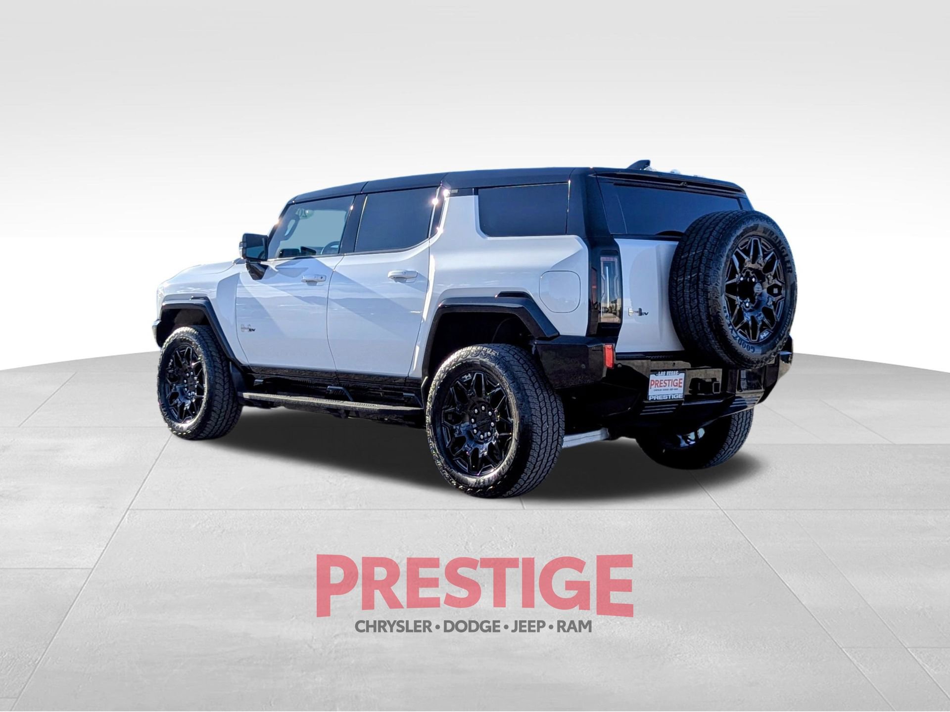 Used 2024 GMC Hummer EV 2X image 12