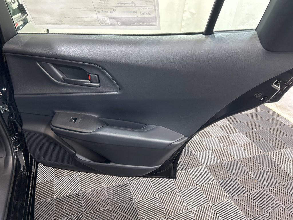 New 2026 Toyota Prius Plug-In Hybrid FWD image 15