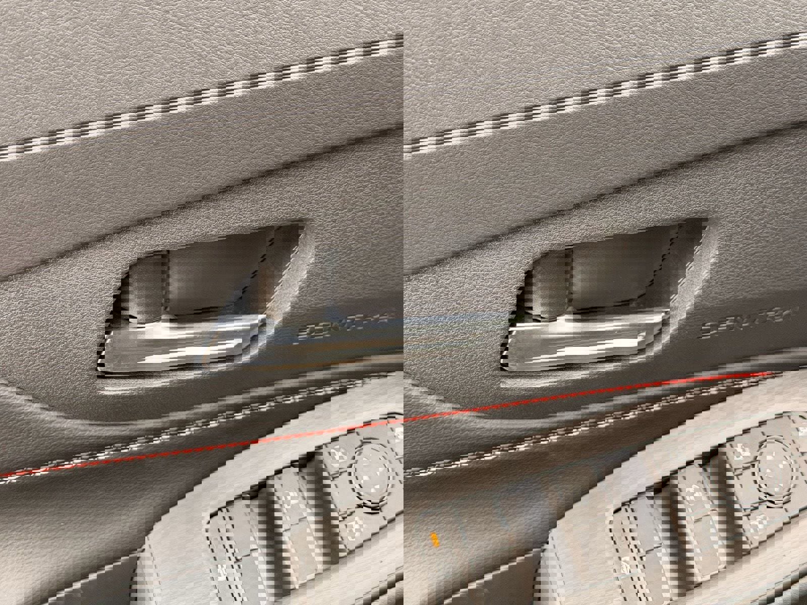 New 2026 Nissan Sentra SR w/ Floor Mat Package image 16