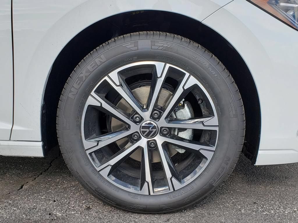 New 2026 Volkswagen Jetta Sport FWD image 12