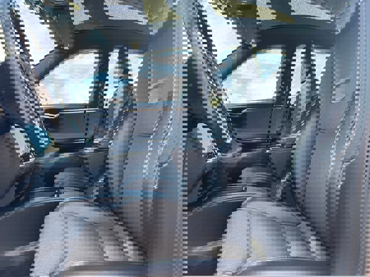 Used 2017 Tesla Model S 60 image 17