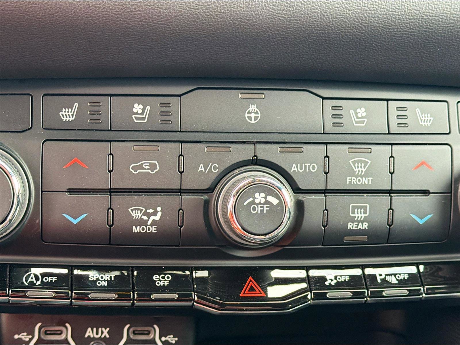 Used 2024 Dodge Durango GT image 22