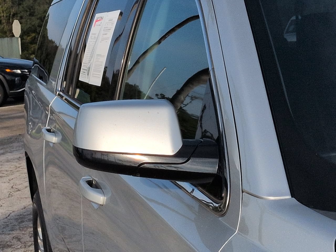 Used 2019 Chevrolet Suburban LT AWD/4WD image 11