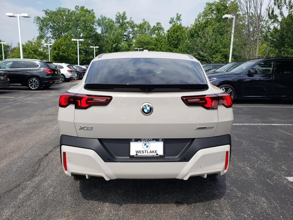 New 2026 BMW X2 xDrive28i w/ Technology Package AWD/4WD image 5