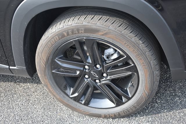 Certified 2025 Chevrolet Trax ACTIV w/ Driver Confidence Package FWD image 11