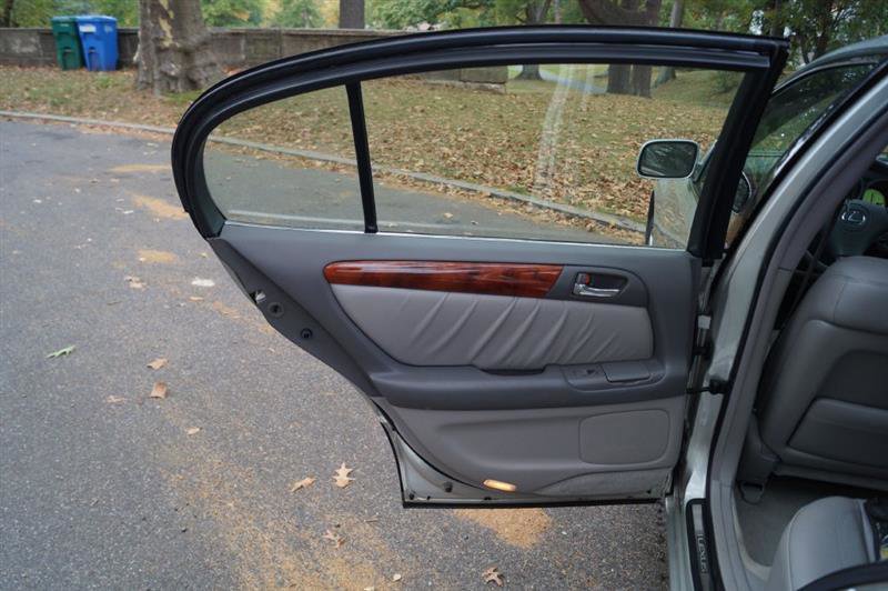 Used 2004 Lexus GS 300 image 27