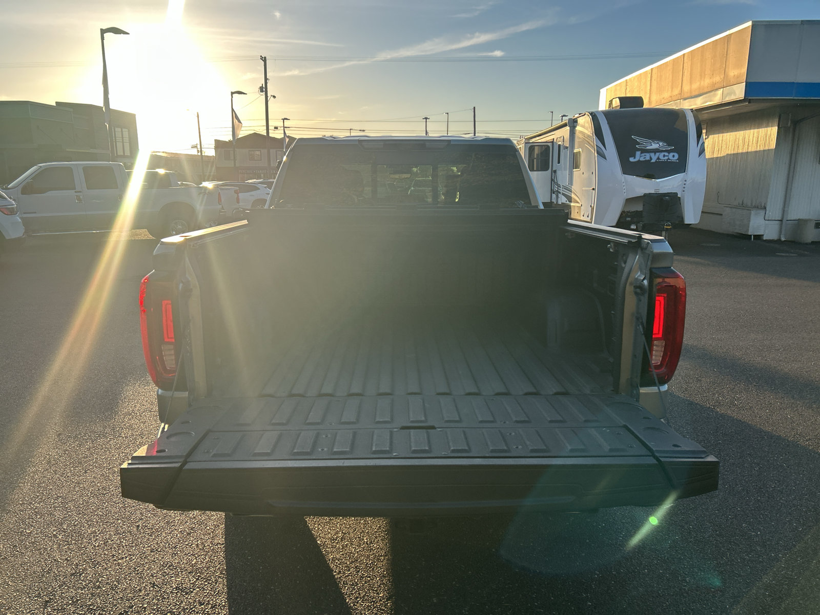 Used 2023 GMC Sierra 1500 Denali Ultimate AWD/4WD image 30