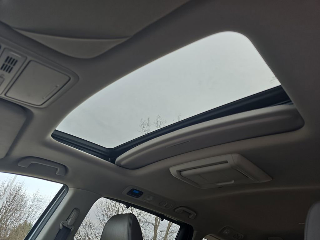 Used 2012 Honda Odyssey EX-L image 34