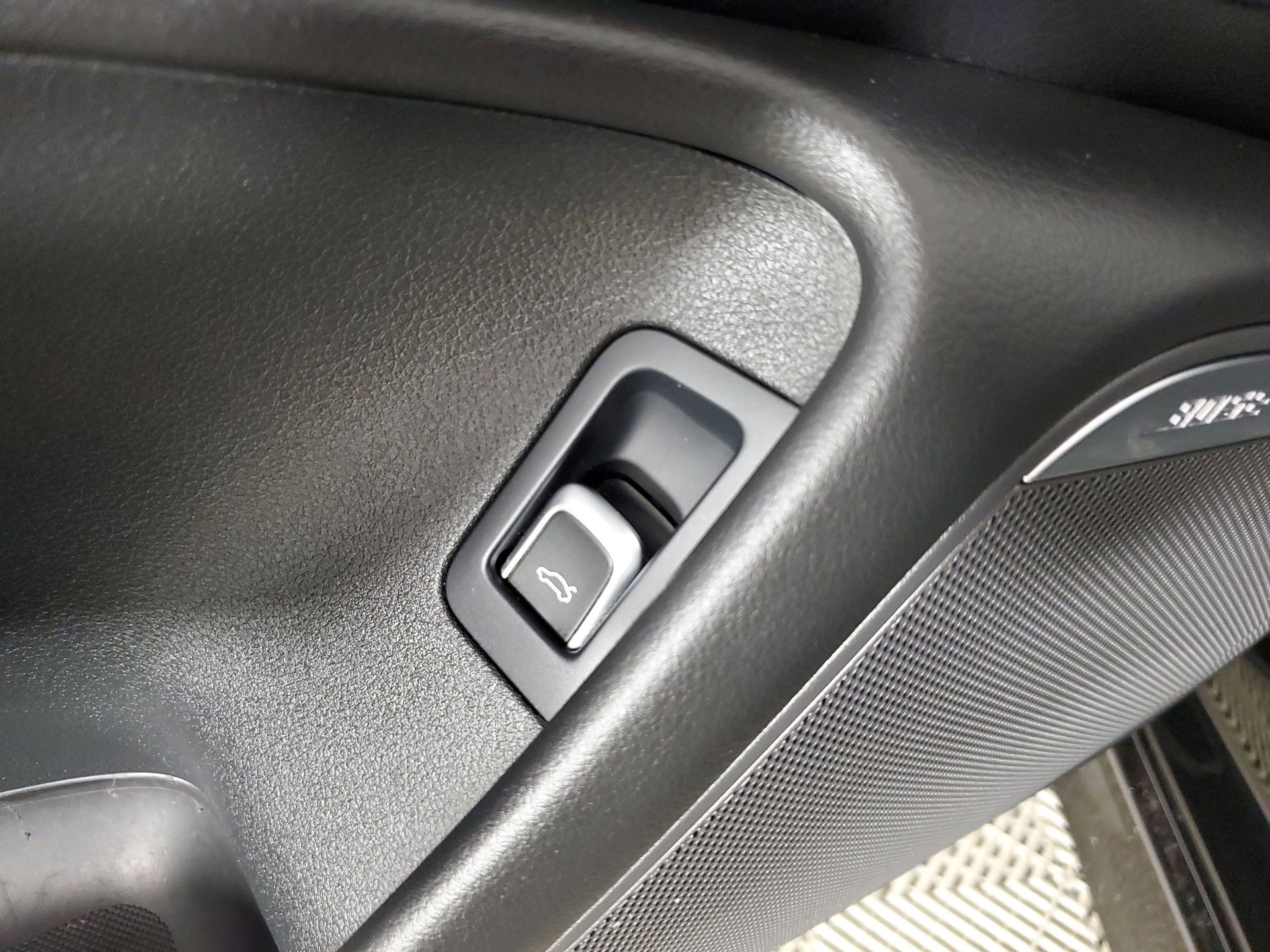 Used 2018 Audi A6 3.0T Premium Plus w/ Premium Plus Package image 28