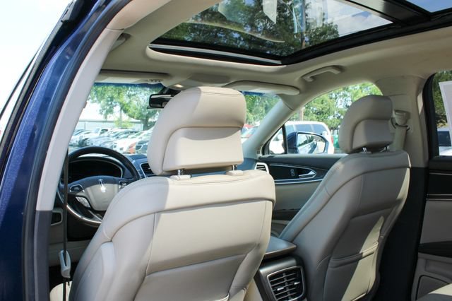Used 2017 Lincoln MKX Reserve w/ Lincoln MKX Climate Package AWD/4WD image 33