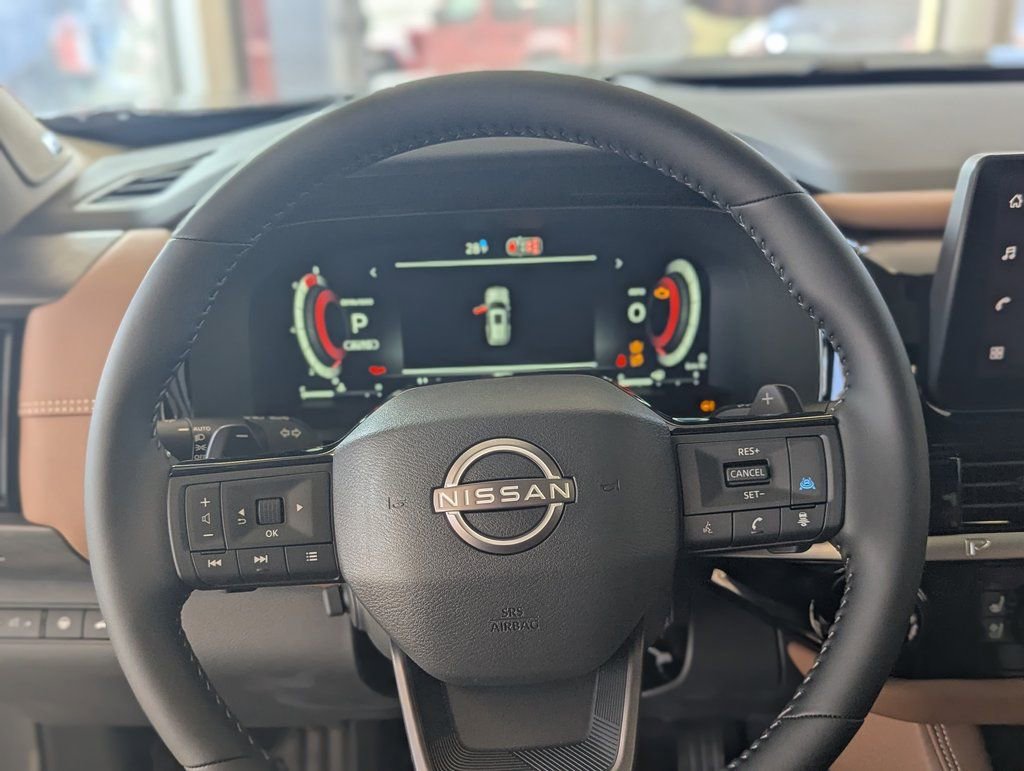 New 2026 Nissan Pathfinder Platinum image 31