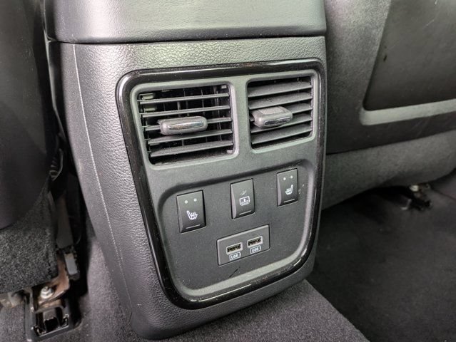 Used 2023 Chrysler 300 S w/ Comfort Group RWD image 13