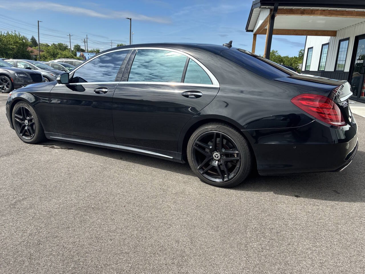 Used 2016 Mercedes-Benz S 550 4MATIC Sedan image 11