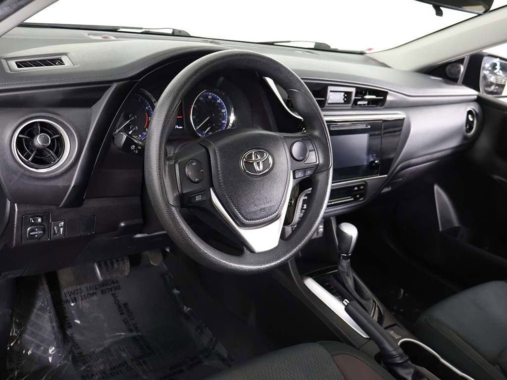 Used 2019 Toyota Corolla LE FWD image 23