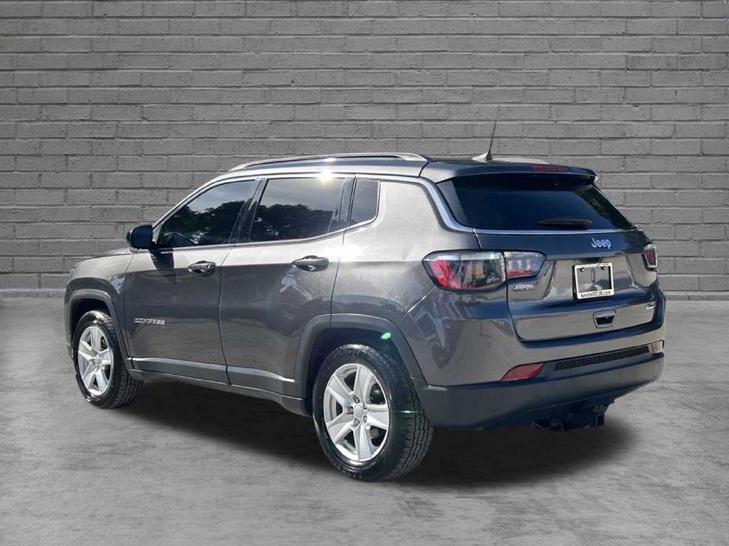 Used 2022 Jeep Compass Latitude FWD image 8